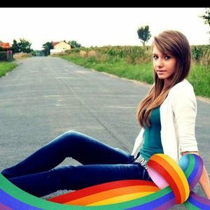 Meet your Posher, Billie